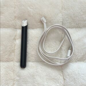 Quip Bluetooth Electric Toothbrush with White Charging Cable